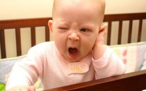 funny sleepy face baby pic